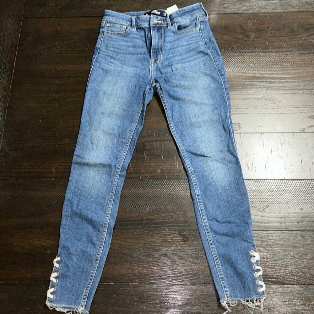Hollister California High rise super skinny crop jeans